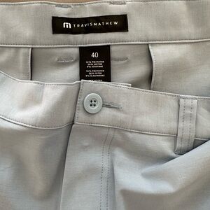 Men's Travis Mathew shorts - waist 40" inseam 7"